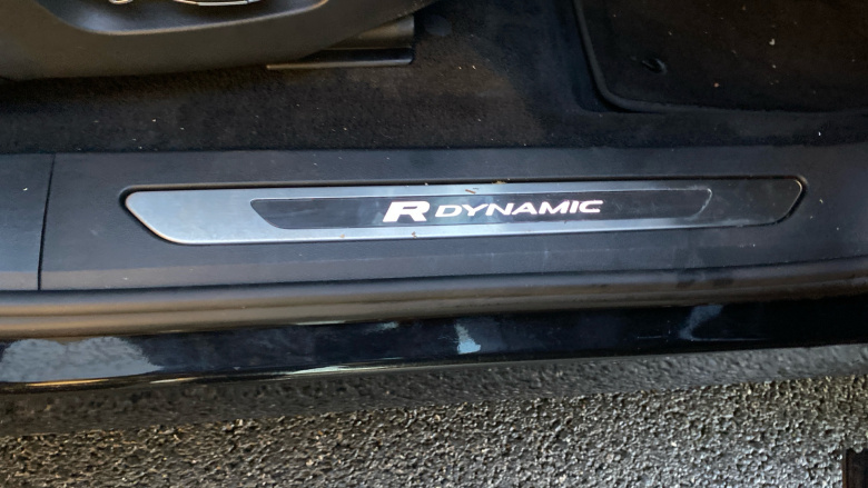 Land Rover Range Rover Evoque 2.0 D200 R-Dynamic HSE 5dr Auto Diesel Hatchback